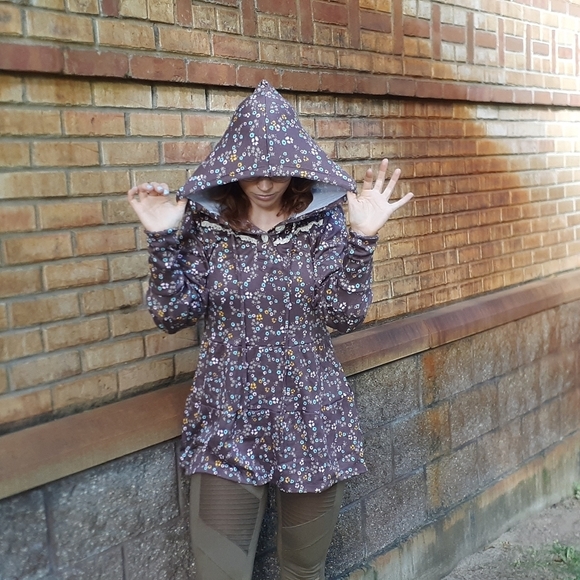 Tiered Hoodie Tunic - Picture 2 of 14